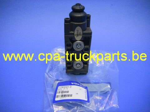 Soupape VOLVO 1068913