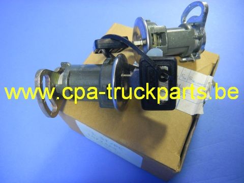Jeu de Serrures de portes VOLVO TRUCKS 1072473 Kit serrures VOLVO 1072473