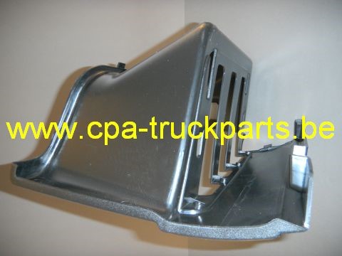 Boîtier de Marche Inférieure Gauche VOLVO TRUCKS 20529638 Marche pied VOLVO 20529638