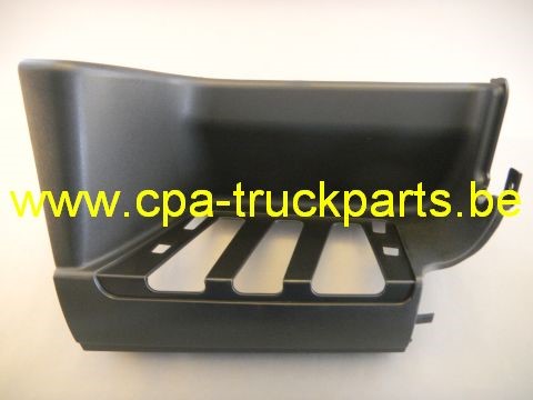 Boîtier de Marche Inférieure Droite VOLVO TRUCKS 20529640 Caisson marche pied VOLVO 20529640