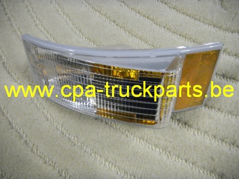 Feu clignoteur avant VOLVO 3981668
