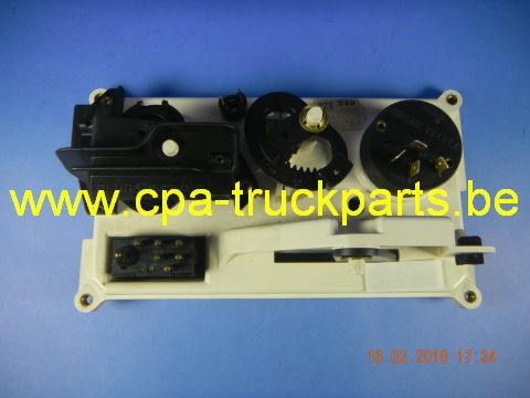 Panneau de commande de climatisation VOLVO 3182282