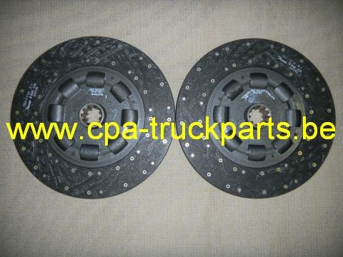 Disques embrayage VOLVO 8112127 8112128
